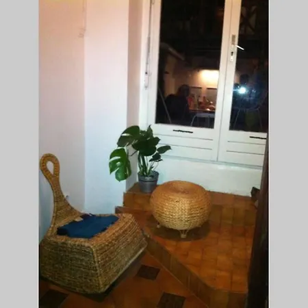 Apartment 1er